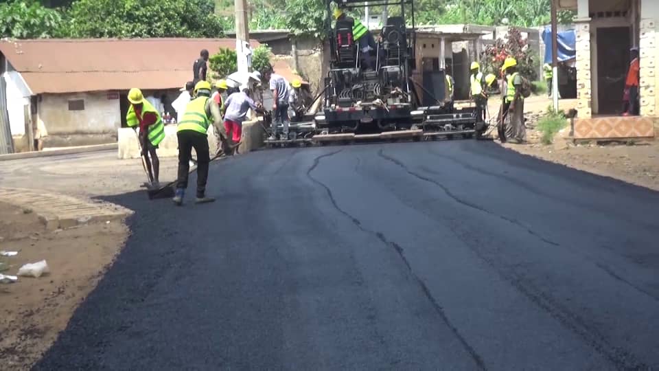 Mission de contrôle et la surveillance des travaux de Réhabilitation des Routes RN21 reliant Domoni à Mremani et RN32 reliant Wallah à Nioumachoua
	   </a>